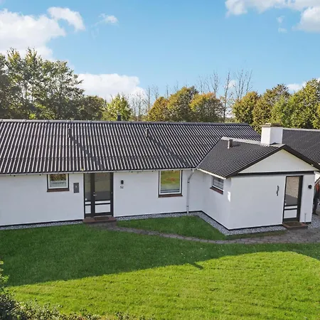 Lovely In With Wifi Сasa de vacaciones